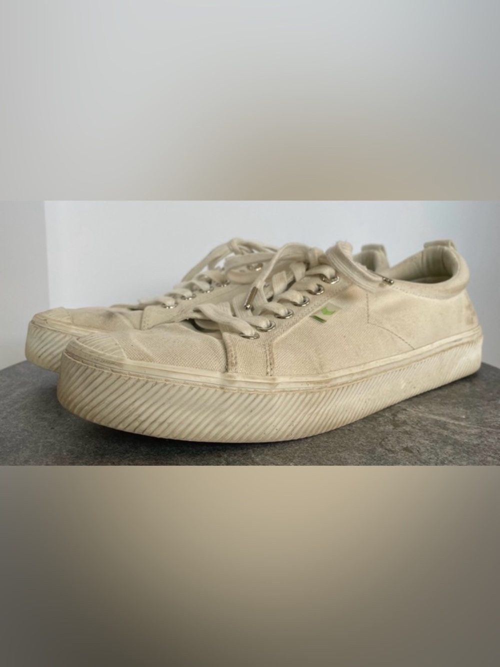 Cariuma Brazil Low Top Canvas Off White Sneakers 9 10.5